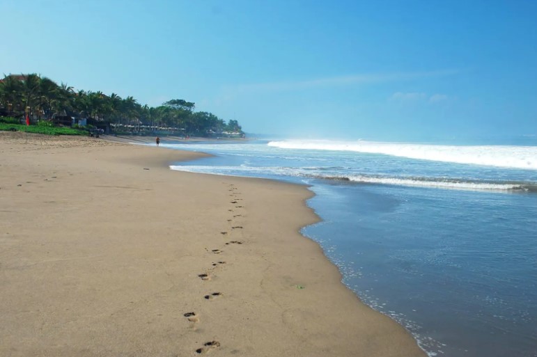 Seminyak Bali Surf