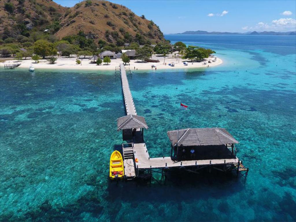Kanawa Island is a small tropical paradise located in the Flores Sea, off the coast of Flores Island in Indonesia. The island is known for its crystal-clear waters, white sandy beaches, and vibrant coral reefs, making it a popular destination for diving and snorkeling enthusiasts. Despite its natural beauty, the island remains relatively unknown and unspoiled, making it a hidden gem in Indonesia.