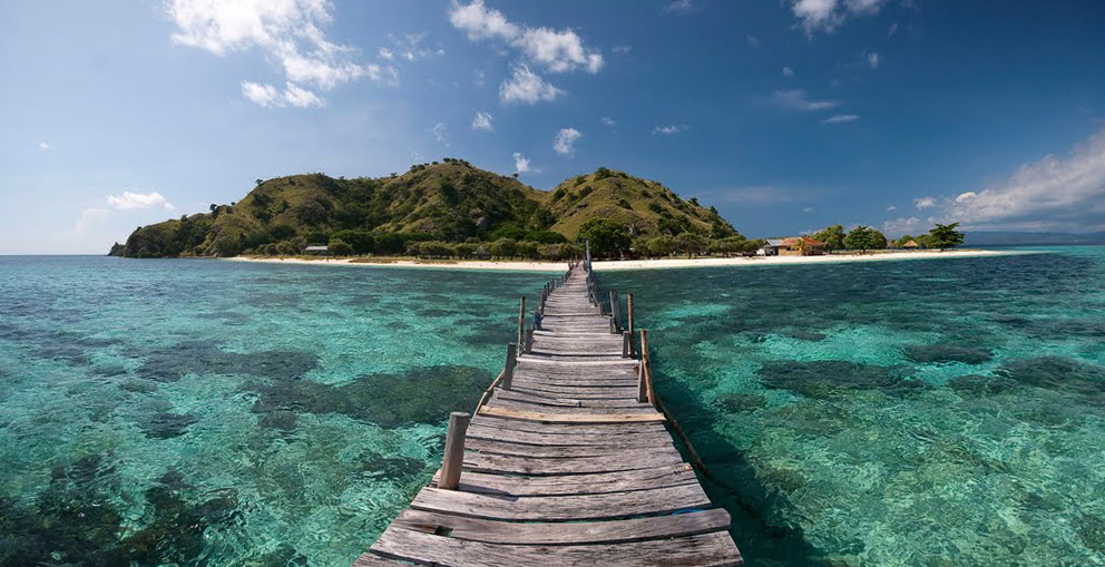Kanawa Island is a small tropical paradise located in the Flores Sea, off the coast of Flores Island in Indonesia. The island is known for its crystal-clear waters, white sandy beaches, and vibrant coral reefs, making it a popular destination for diving and snorkeling enthusiasts. Despite its natural beauty, the island remains relatively unknown and unspoiled, making it a hidden gem in Indonesia.