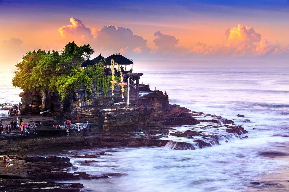 Bali offers a wealth of natural and cultural attractions. Explore Bali's hidden gems and must-see sights with our comprehensive guide to the island's most beautiful places